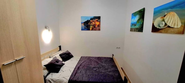 
  Продается 1-комн. квартира, 49 м², Южная ул
. Фото 3.