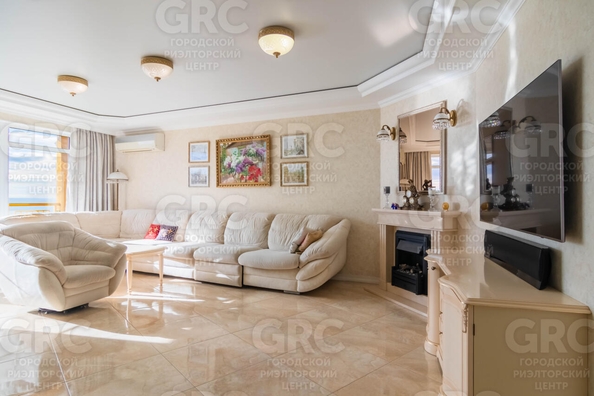
  Продается 4-комн. квартира, 140 м², Ленина ул, д. 219/35
. Фото 4.