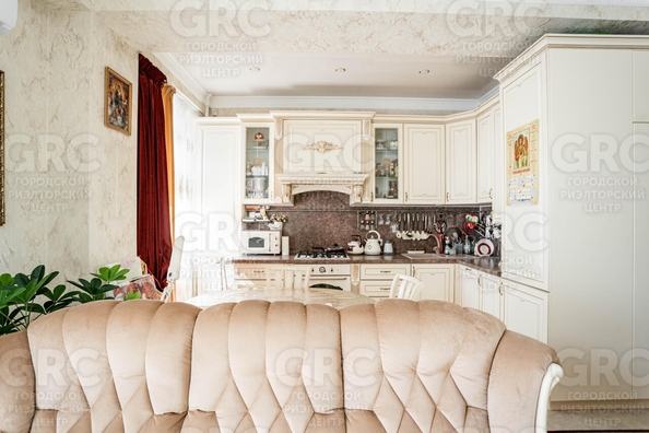 
  Продается 3-комн. квартира, 65.5 м², Альпийская ул, д. 82б
. Фото 5.