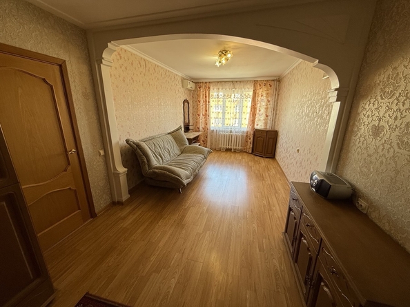 
  Продается 1-комн. квартира, 40 м², Владимирская ул, д. 140
. Фото 3.