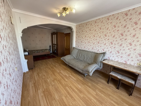 
  Продается 1-комн. квартира, 40 м², Владимирская ул, д. 140
. Фото 4.