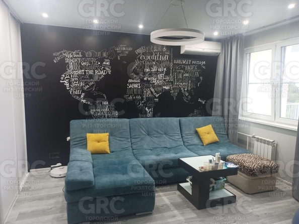 
  Продается 2-комн. квартира, 55 м², Фабрициуса Я. ул, д. 7
. Фото 4.