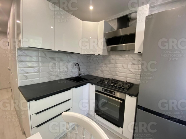 
  Продается студия, 30 м², Ульянова ул, д. 97
. Фото 1.