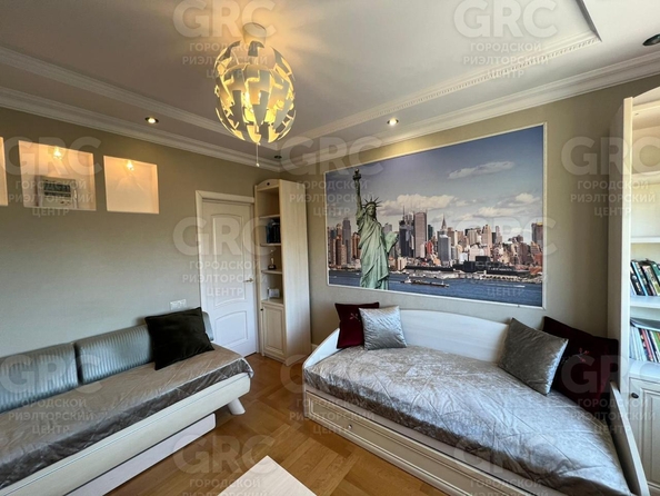 
  Продается 3-комн. квартира, 88 м², Юных Ленинцев ул, д. 10
. Фото 4.