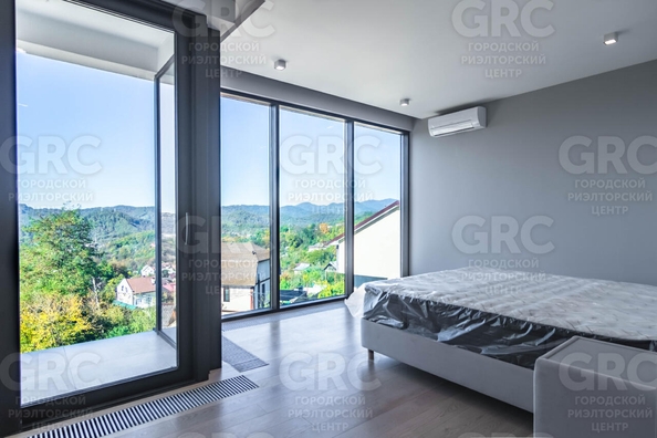 
  Продается коттедж, 185 м², Сочи
. Фото 2.