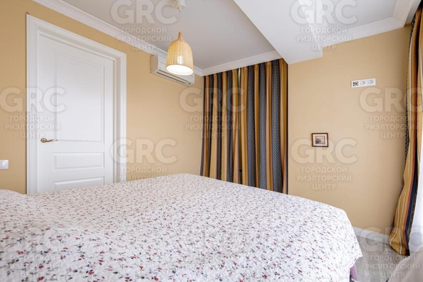 
  Продается 2-комн. квартира, 70 м², Горького пер, д. 18
. Фото 3.