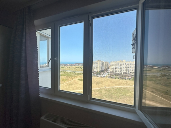 
  Продается 1-комн. квартира, 38 м², Адмирала Пустошкина ул, д. 10
. Фото 5.