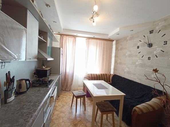 
  Продается 1-комн. квартира, 45 м², Родниковая ул, д. 2/2
. Фото 2.