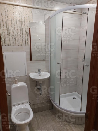 
  Продается 2-комн. квартира, 48 м², Островского ул, д. 25
. Фото 4.
