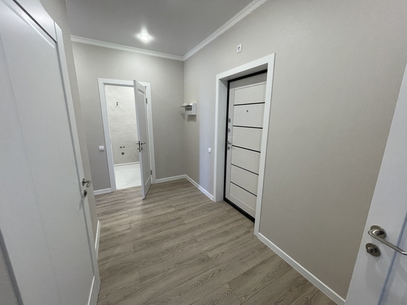 
  Продается 2-комн. квартира, 62 м², Омелькова ул, д. 93
. Фото 1.