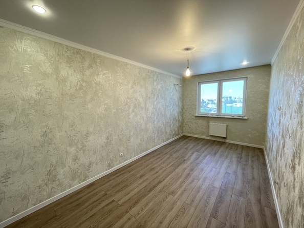 
  Продается 2-комн. квартира, 62 м², Омелькова ул, д. 93
. Фото 12.