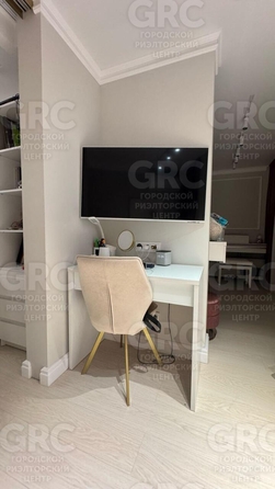 
  Продается 3-комн. квартира, 100 м², Островского ул, д. 47
. Фото 9.
