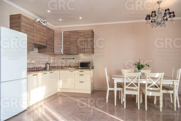 
  Продается 3-комн. квартира, 108 м², Виноградная ул, д. 2Б
. Фото 3.