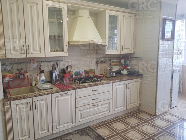 
  Продается 4-комн. квартира, 250 м², Санаторная ул, д. 45
. Фото 2.