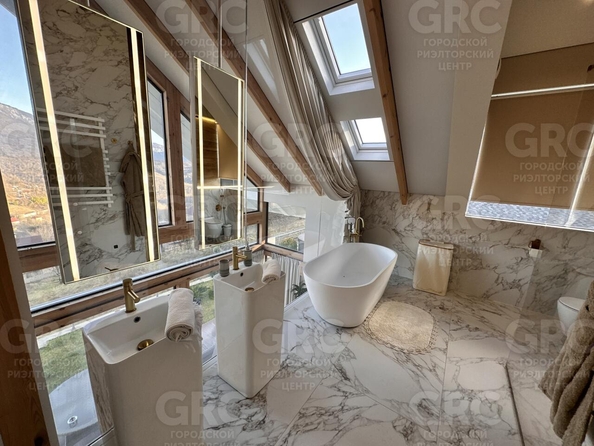 
  Продается дом, 300 м², Сочи
. Фото 13.