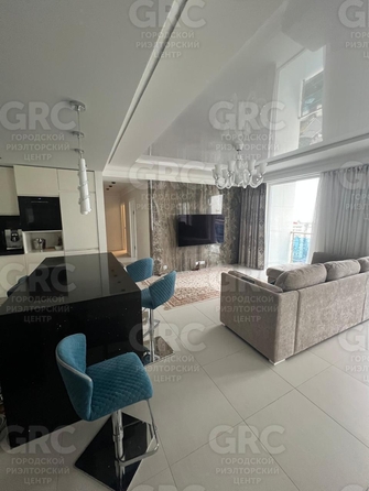 
  Продается 4-комн. квартира, 110 м², Альпийская ул, д. 27
. Фото 24.