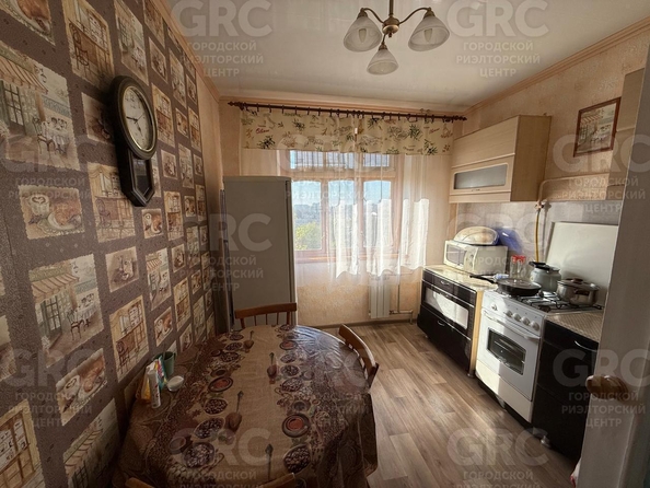 
  Продается 2-комн. квартира, 56.5 м², Молокова ул, д. 24
. Фото 2.