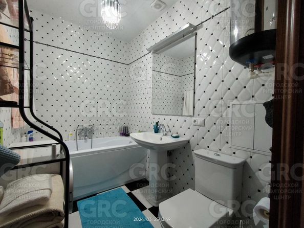 
  Продается 1-комн. квартира, 52 м², Цюрупы ул, д. 32
. Фото 5.