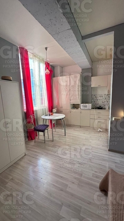 
  Продается 2-комн. квартира, 38 м², Альпийская ул, д. 27А
. Фото 4.