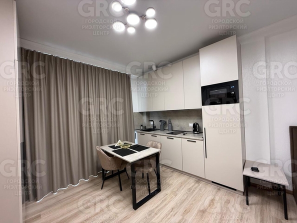 
  Продается дом, 300 м², Сочи
. Фото 17.