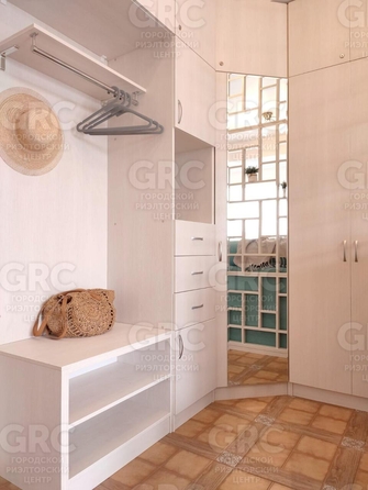 
  Продается 2-комн. квартира, 40 м², Фабрициуса Я. ул, д. 2/28а
. Фото 4.
