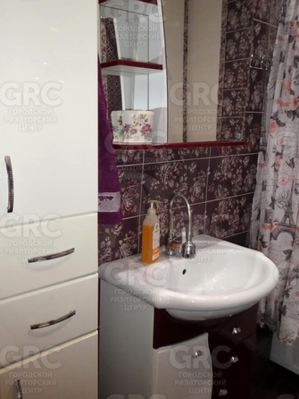 
  Продается 2-комн. квартира, 59 м², Цюрупы ул, д. 32
. Фото 12.