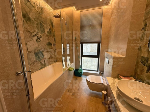 
  Продается дом, 350 м², Сочи
. Фото 10.