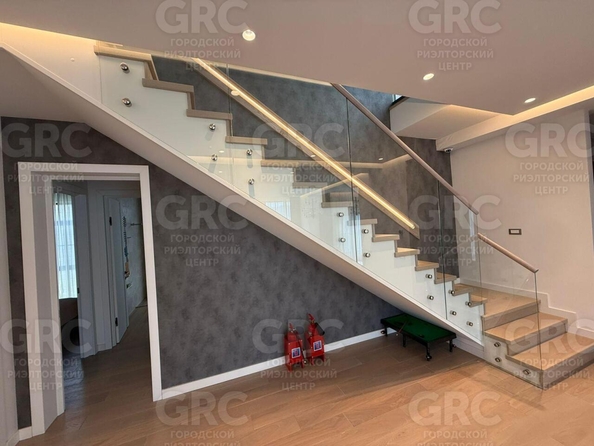 
  Продается дом, 350 м², Сочи
. Фото 27.