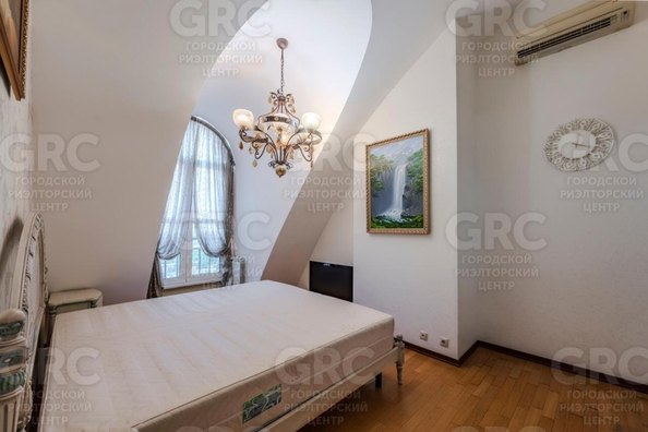 
  Продается 4-комн. квартира, 182 м², Войкова ул, д. 35
. Фото 14.