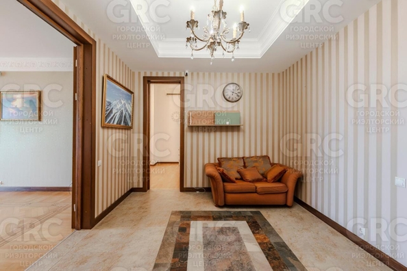 
  Продается 4-комн. квартира, 182 м², Войкова ул, д. 35
. Фото 29.