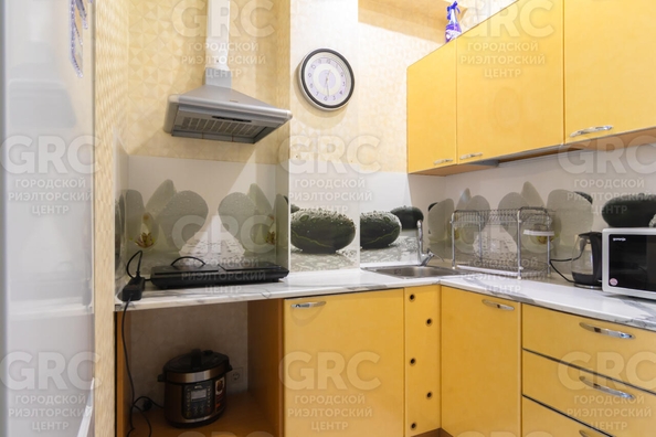 
  Продается 3-комн. квартира, 60.4 м², Лысая гора ул, д. 36/2
. Фото 10.