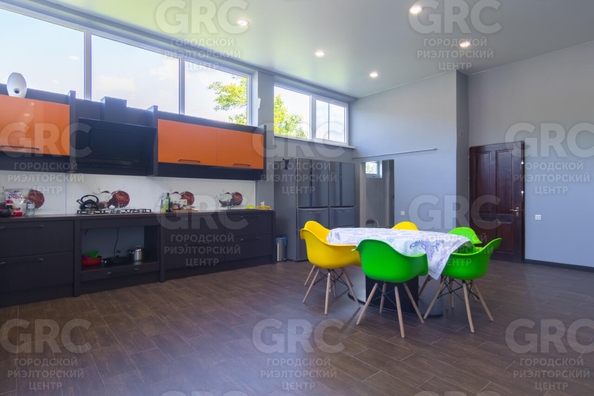 
  Продается дом, 450 м², Сочи
. Фото 2.