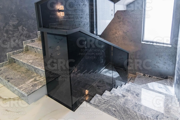 
  Продается дом, 330 м², Сочи
. Фото 23.