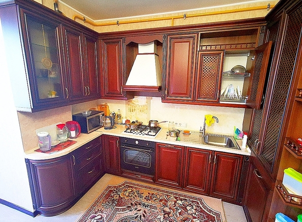 
  Продается 2-комн. квартира, 97 м², Шевченко ул, д. 73Б
. Фото 2.