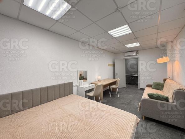 
  Продается 4-комнатный апартамент, 134 м², Дагомысский пер, д. 18
. Фото 9.