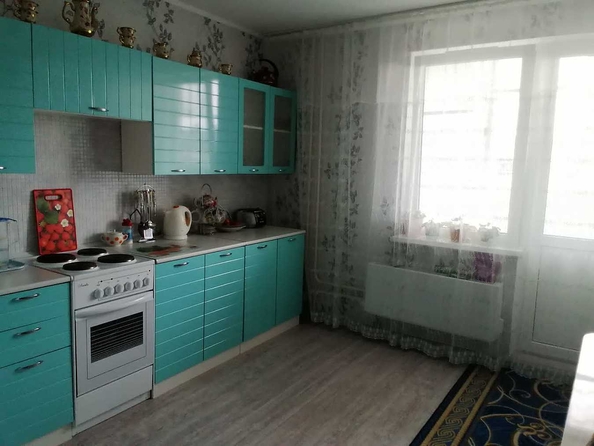 
  Продается 2-комн. квартира, 62 м², Ленина ул, д. 233
. Фото 1.