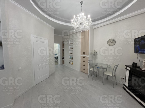 
  Продается 2-комн. квартира, 65 м², Первомайская ул, д. 11
. Фото 3.