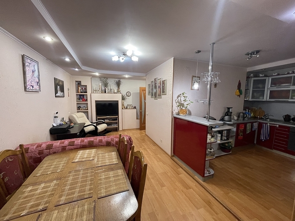 
  Продается 3-комн. квартира, 86 м², Ленина ул, д. 201
. Фото 12.