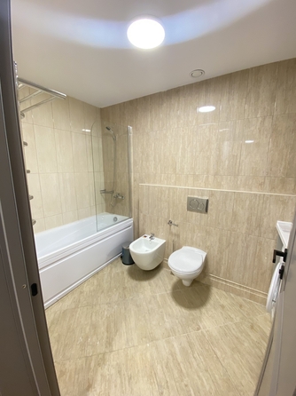 
  Продается 2-комн. квартира, 73 м², Революции пр-кт, д. 3
. Фото 10.