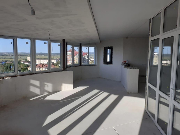 
  Продается 2-комн. квартира, 130 м², Крымская ул, д. 272
. Фото 3.