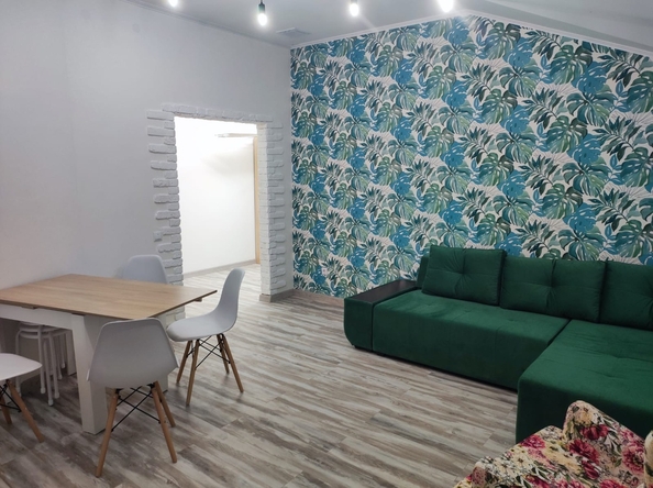
  Продается 2-комн. квартира, 69 м², Крымская ул, д. 34
. Фото 10.
