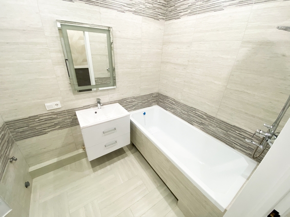 
  Продается 2-комн. квартира, 52 м², Владимирская ул, д. 55В
. Фото 8.