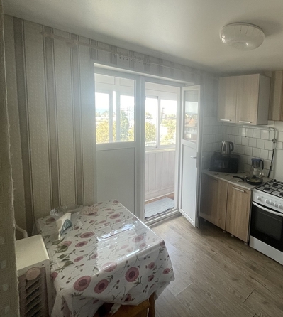 
  Продается 1-комн. квартира, 38 м², Терская ул, д. 186
. Фото 2.