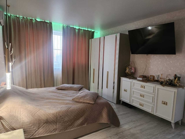 
  Продается 2-комн. квартира, 82 м², Владимирская ул, д. 144
. Фото 13.