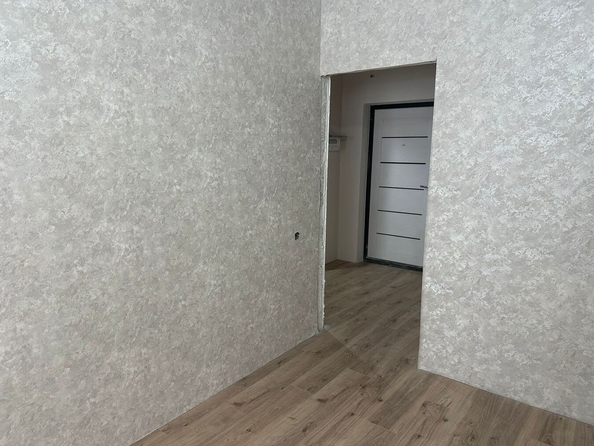 
  Продается 1-комн. квартира, 45 м², Омелькова ул, д. 93
. Фото 6.