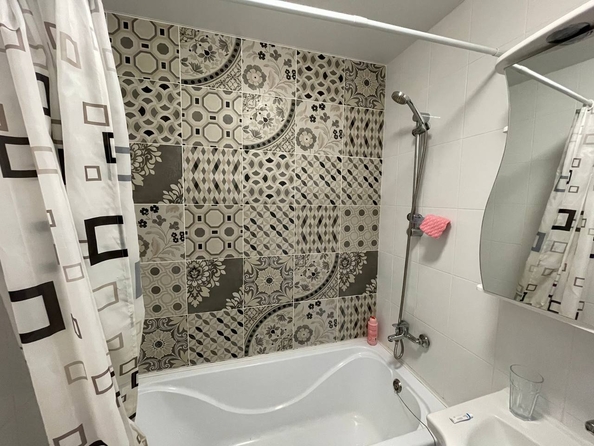 
  Продается 1-комн. квартира, 38 м², Мирная ул, д. 11к3
. Фото 3.