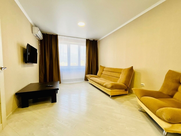 
  Продается 1-комн. квартира, 39 м², Владимирская ул, д. 114к2
. Фото 2.