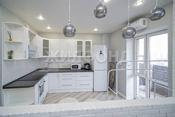 
  Продается 2-комн. квартира, 48.2 м², Московская ул, д. 118/1
. Фото 1.