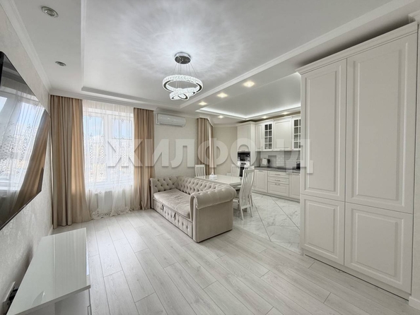 
  Продается 3-комн. квартира, 85.6 м², Леонида Лаврова ул, д. 4
. Фото 3.