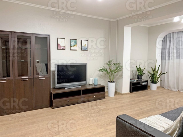 
  Продается 2-комн. квартира, 64 м², Санаторная ул, д. 55
. Фото 2.